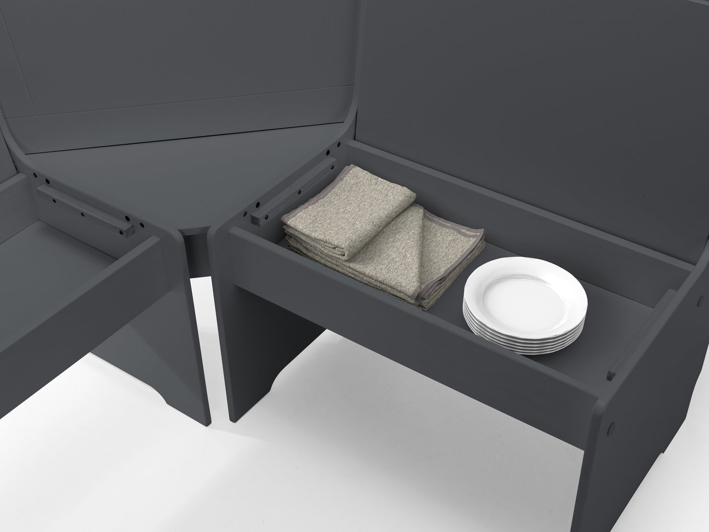 Corner Dining