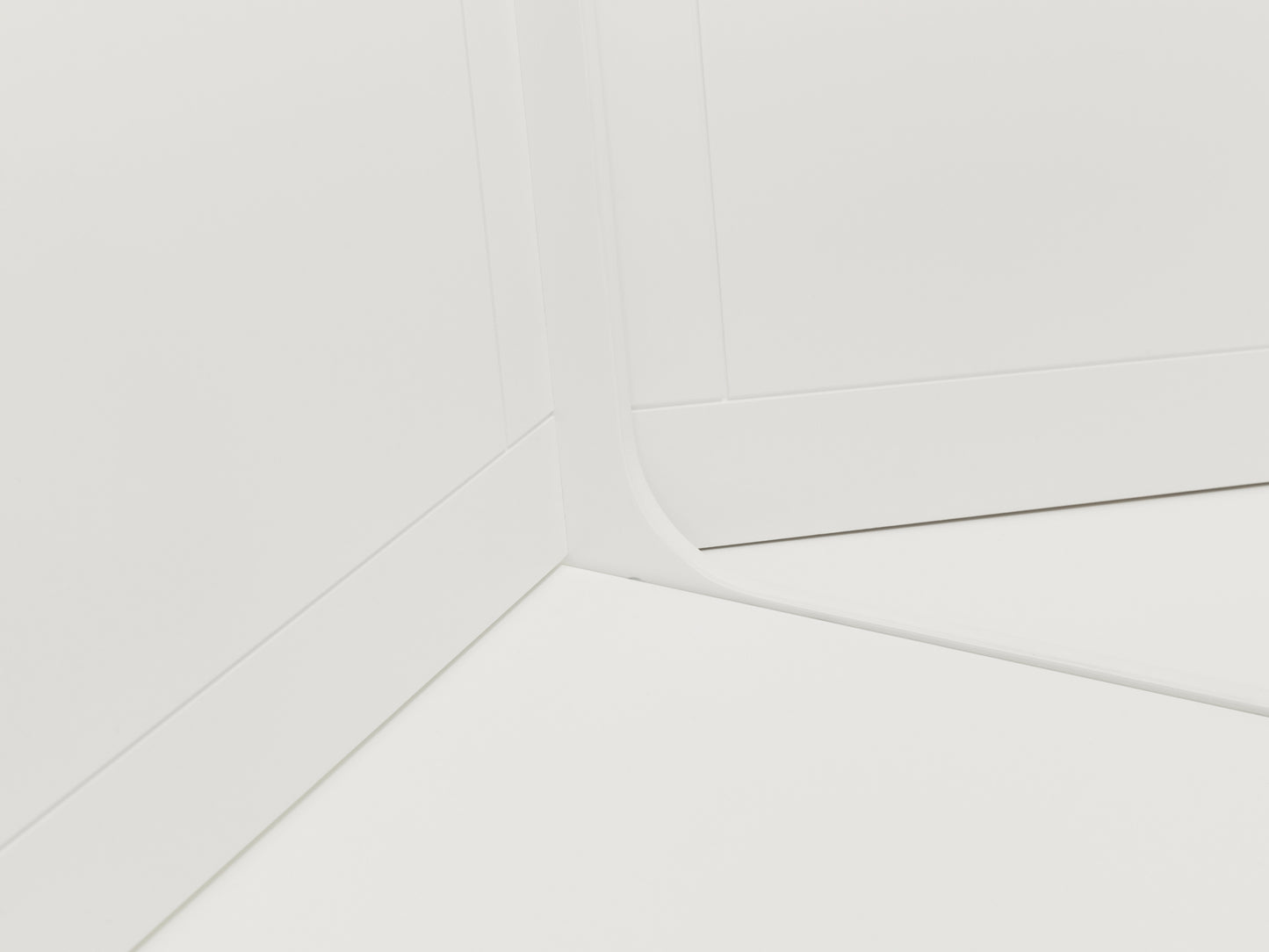 Corner Dining