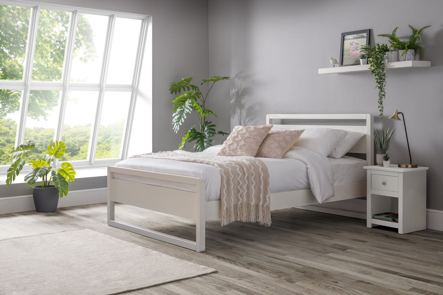 Effortless Surf White Bed